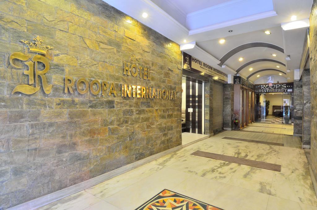 Hotel Roopa International 암리차르 외부 사진